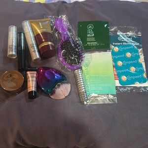 NEW Makeup 12pc Lot #23 Clinique, Tarte, Smashbox, Joico, Brush & more Z53